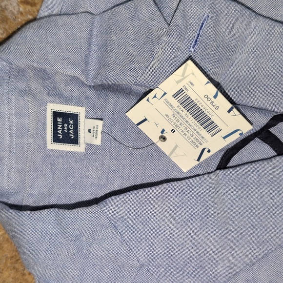 Janie and Jack boy's blazer. Blue oxford. Size 8. - Picture 2 of 3